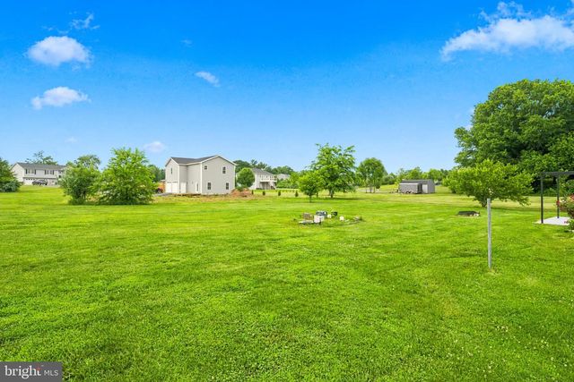 1915 READUS RD, Edinburg, VA 22824