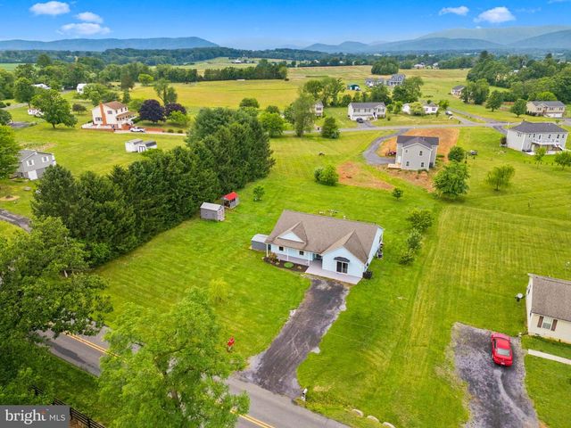 1915 READUS RD, Edinburg, VA 22824