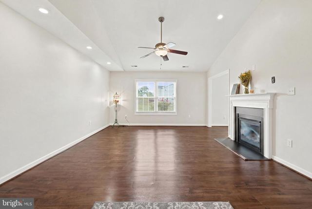 1915 READUS RD, Edinburg, VA 22824