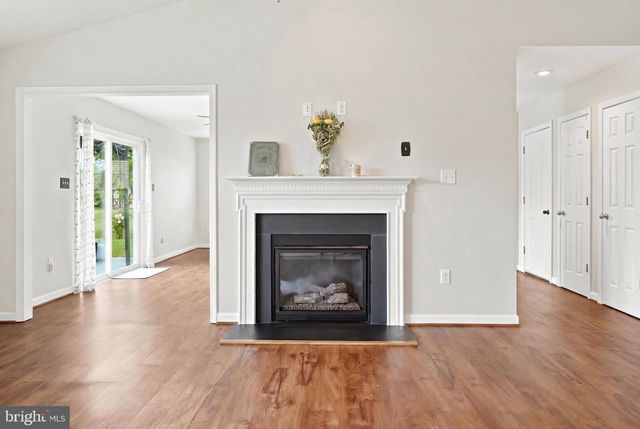 1915 READUS RD, Edinburg, VA 22824