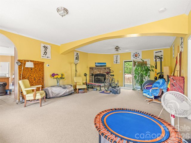 12 Jackson Cove Road, Leicester, NC 28748
