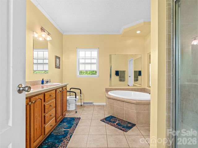 12 Jackson Cove Road, Leicester, NC 28748