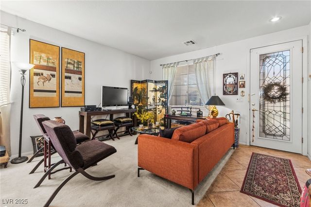 3212 Hill Valley Street, Las Vegas, NV 89129