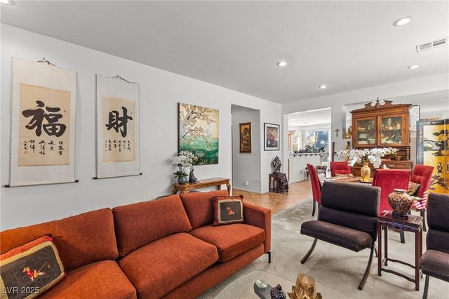 3212 Hill Valley Street, Las Vegas, NV 89129