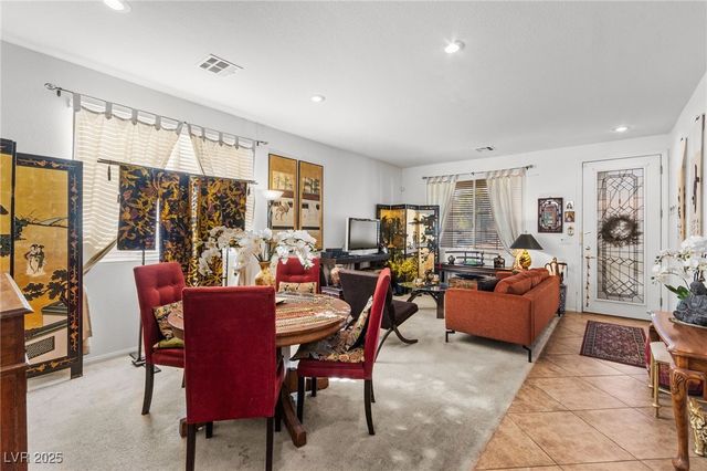 3212 Hill Valley Street, Las Vegas, NV 89129