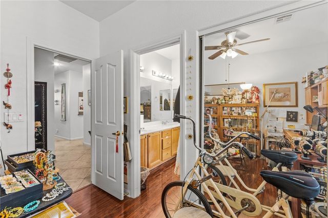 3212 Hill Valley Street, Las Vegas, NV 89129