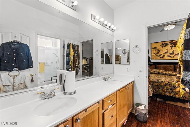 3212 Hill Valley Street, Las Vegas, NV 89129