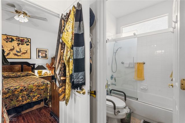 3212 Hill Valley Street, Las Vegas, NV 89129