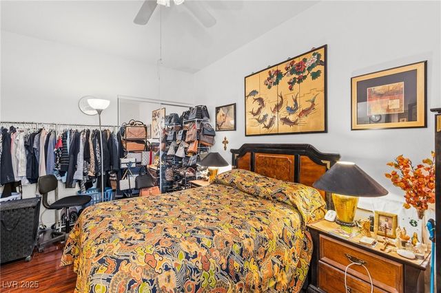 3212 Hill Valley Street, Las Vegas, NV 89129