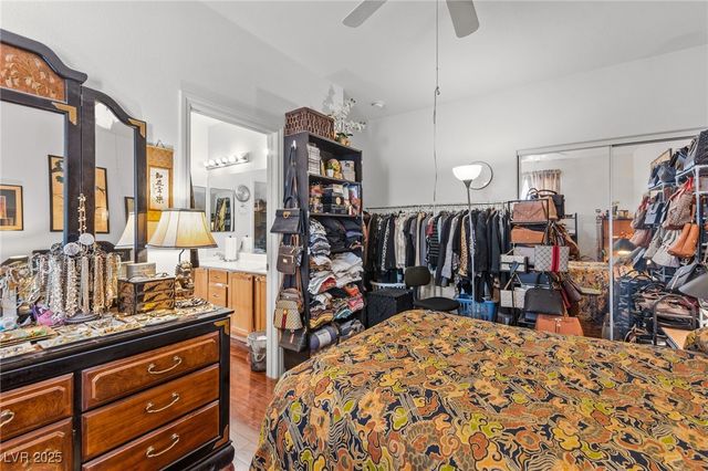 3212 Hill Valley Street, Las Vegas, NV 89129