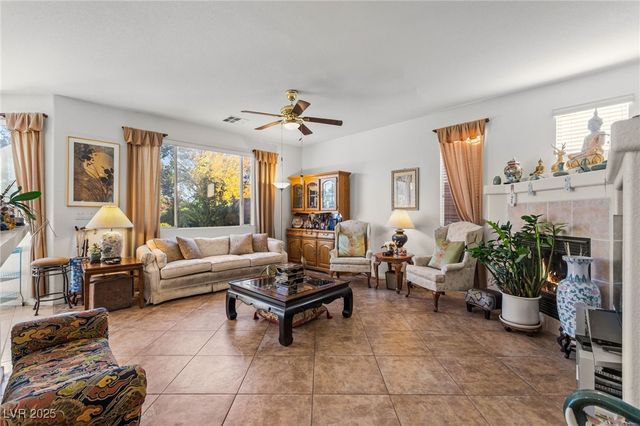 3212 Hill Valley Street, Las Vegas, NV 89129