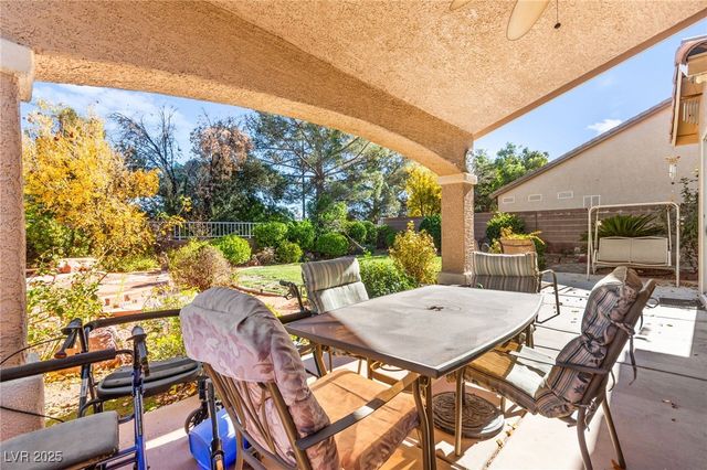 3212 Hill Valley Street, Las Vegas, NV 89129