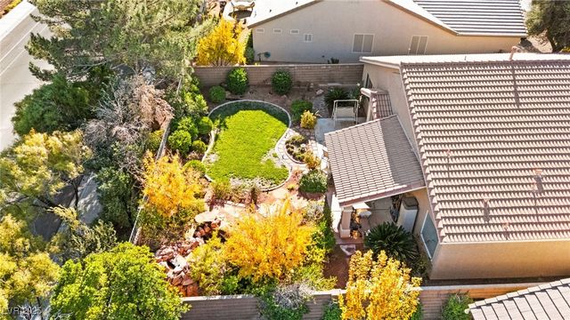 3212 Hill Valley Street, Las Vegas, NV 89129