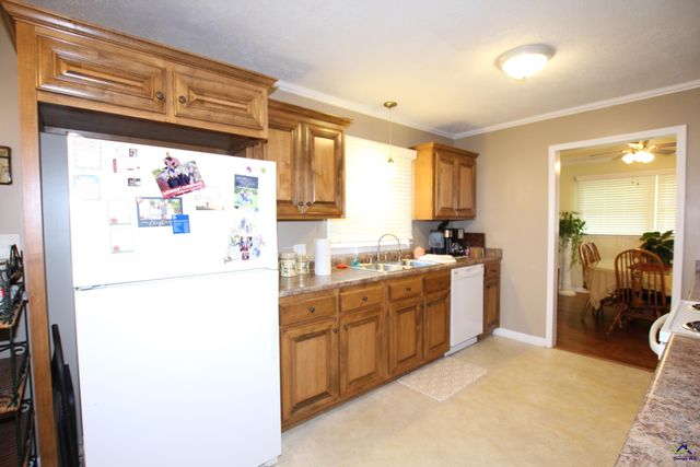 215 Kimberly Road, Warner Robins, GA 31088