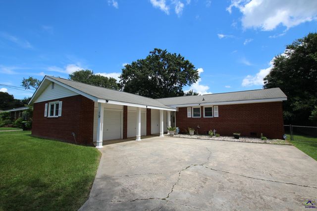 215 Kimberly Road, Warner Robins, GA 31088