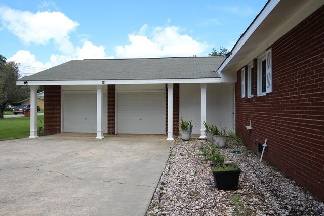 215 Kimberly Road, Warner Robins, GA 31088