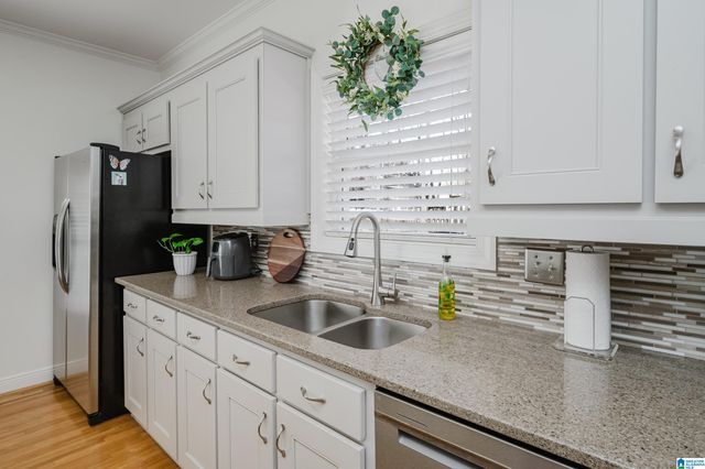 321 CEDAR HILL DRIVE, Birmingham, AL 35242