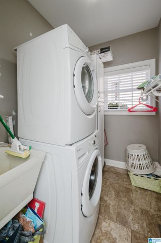 321 CEDAR HILL DRIVE, Birmingham, AL 35242