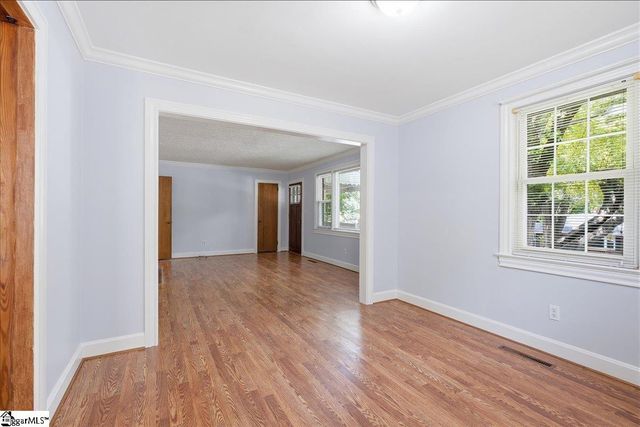 31 Blackburn Street, Greenville, SC 29607