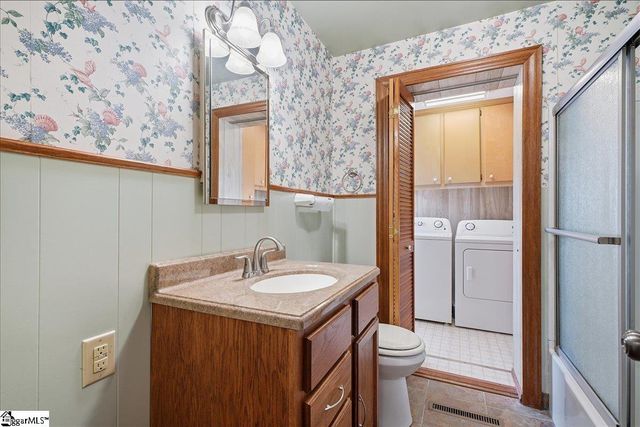 31 Blackburn Street, Greenville, SC 29607