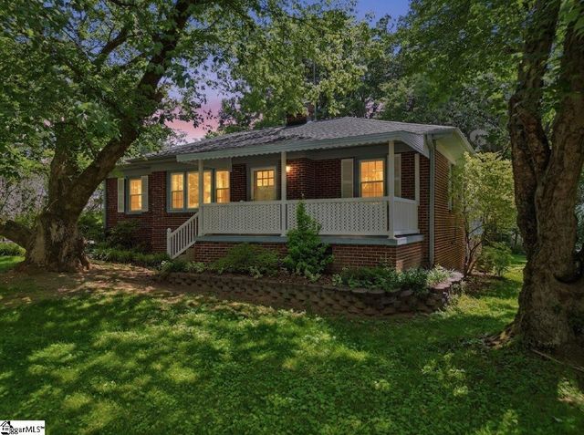 31 Blackburn Street, Greenville, SC 29607