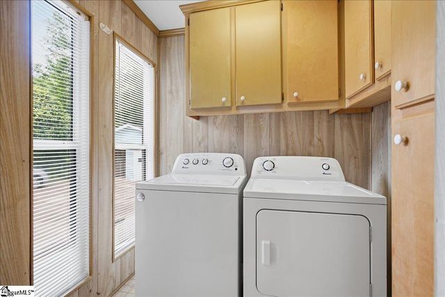 31 Blackburn Street, Greenville, SC 29607