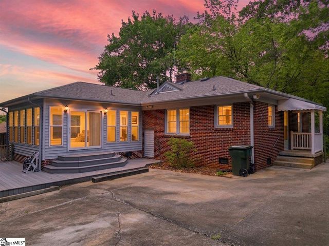 31 Blackburn Street, Greenville, SC 29607
