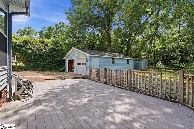 31 Blackburn Street, Greenville, SC 29607