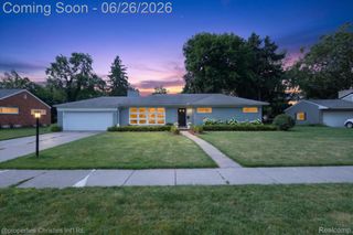 17451 Birwood Avenue, Beverly Hills Village, MI 48025