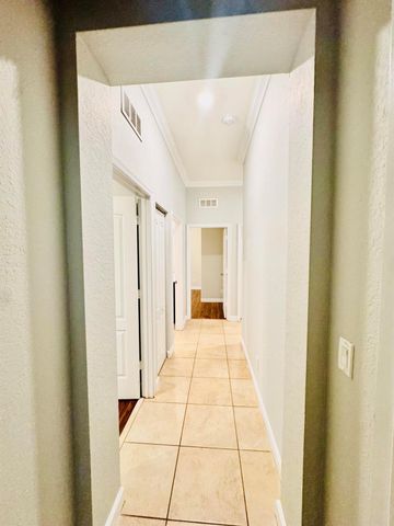 1807 Berkshire Circle SW, Vero Beach, FL 32968