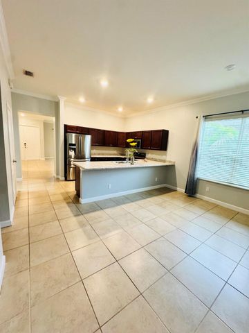 1807 Berkshire Circle SW, Vero Beach, FL 32968