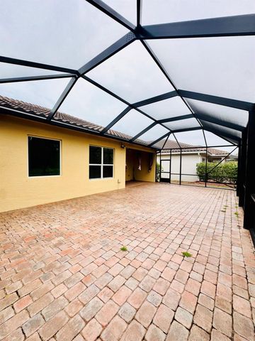 1807 Berkshire Circle SW, Vero Beach, FL 32968