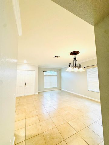 1807 Berkshire Circle SW, Vero Beach, FL 32968
