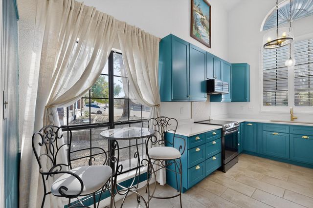 3016 Matterhorn Drive, Bedford, TX 76021