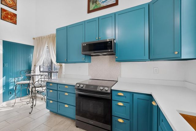 3016 Matterhorn Drive, Bedford, TX 76021