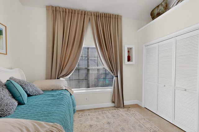 3016 Matterhorn Drive, Bedford, TX 76021