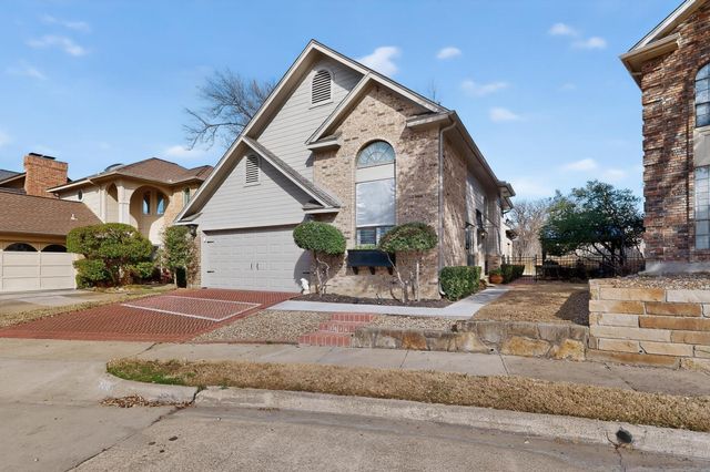 3016 Matterhorn Drive, Bedford, TX 76021