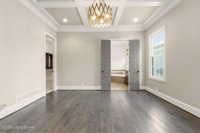 8808 Featherbell Blvd, Prospect, KY 40059