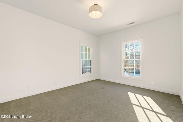 8808 Featherbell Blvd, Prospect, KY 40059