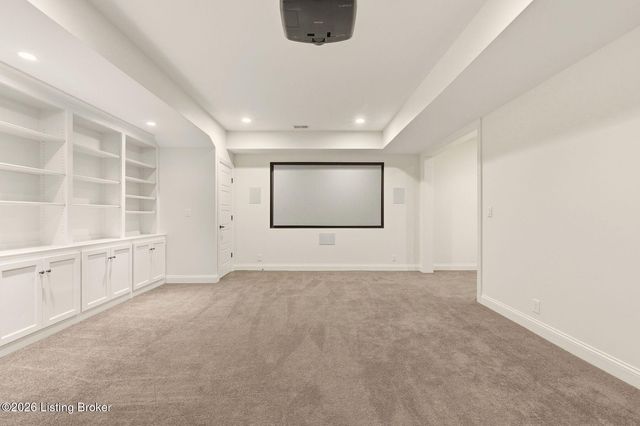 8808 Featherbell Blvd, Prospect, KY 40059