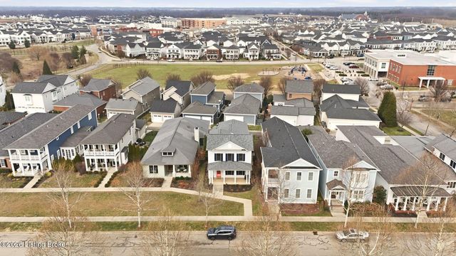 8808 Featherbell Blvd, Prospect, KY 40059