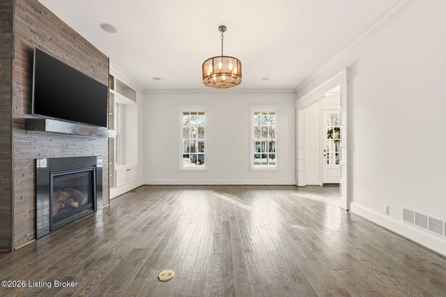 8808 Featherbell Blvd, Prospect, KY 40059