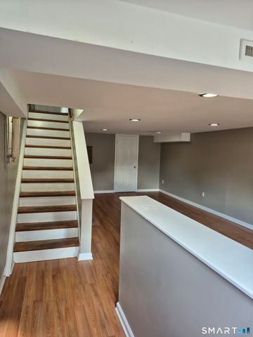 61 Terrace Gardens, Wallingford, CT 06492