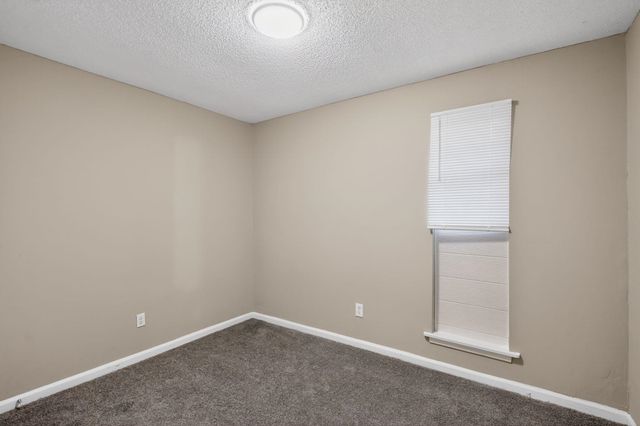 5410 CEDAR BLUFF DR, Memphis, TN 38127