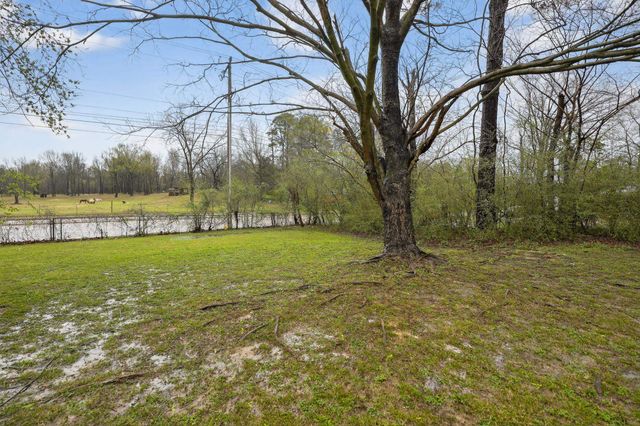 5410 CEDAR BLUFF DR, Memphis, TN 38127