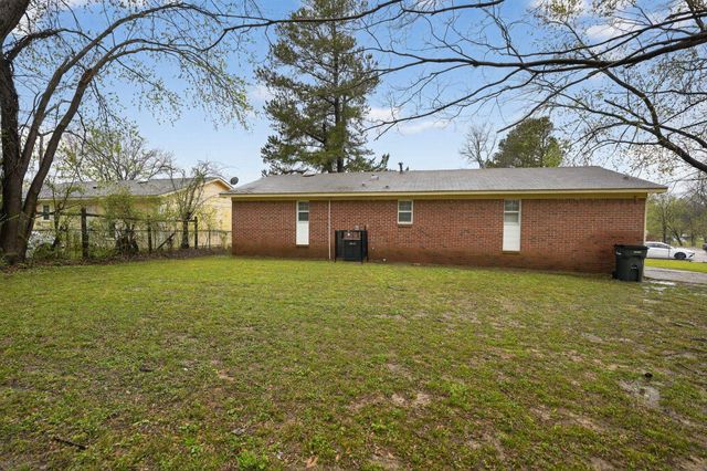 5410 CEDAR BLUFF DR, Memphis, TN 38127