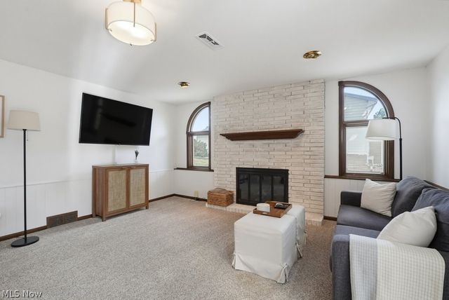 4963 Millwood Drive, Broadview Heights, OH 44147