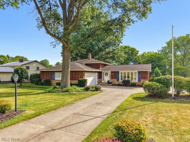 4963 Millwood Drive, Broadview Heights, OH 44147