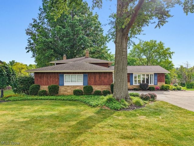 4963 Millwood Drive, Broadview Heights, OH 44147