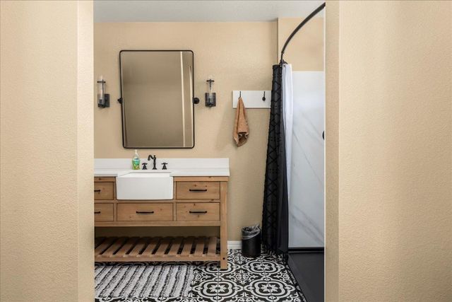 2101 Noreen Ln, Penryn, CA 95663